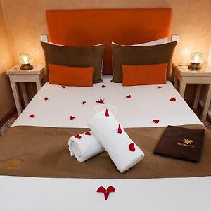Camera standard con letto king size